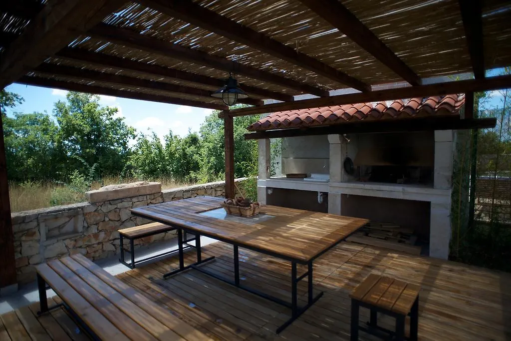 Villa Nana - Modern Villa With A Pool Surrounded By Nature, Istria-Pula Valtura Kroatien