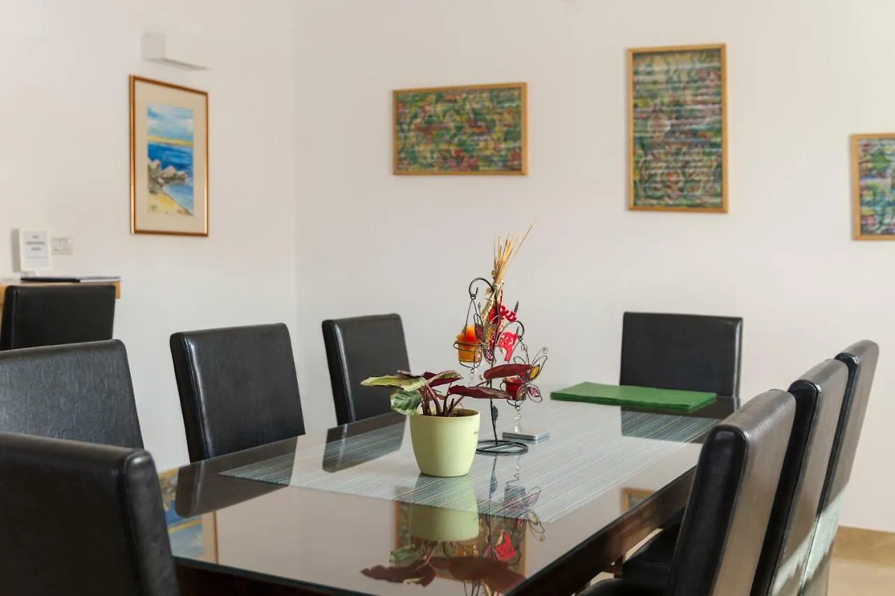 Villa Nana - Modern Villa With A Pool Surrounded By Nature, Istria-Pula Valtura Kroatien